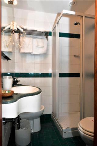 Hotel Boston Livorno Dış mekan fotoğraf