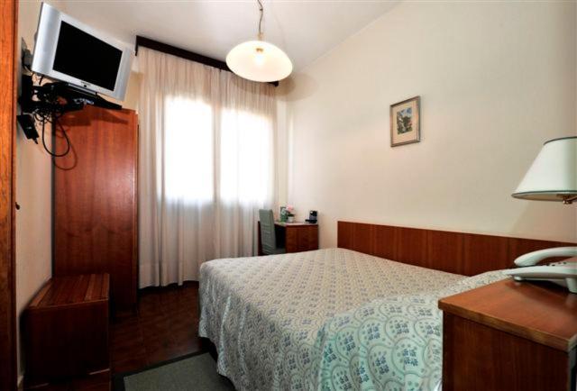 Hotel Boston Livorno Dış mekan fotoğraf