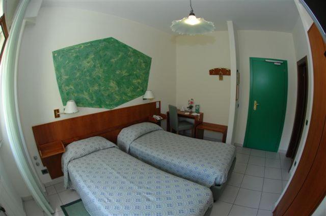 Hotel Boston Livorno Dış mekan fotoğraf